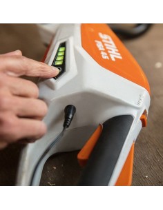 MOTOGUADAÑA STIHL FSA 45  A BATERIA 2